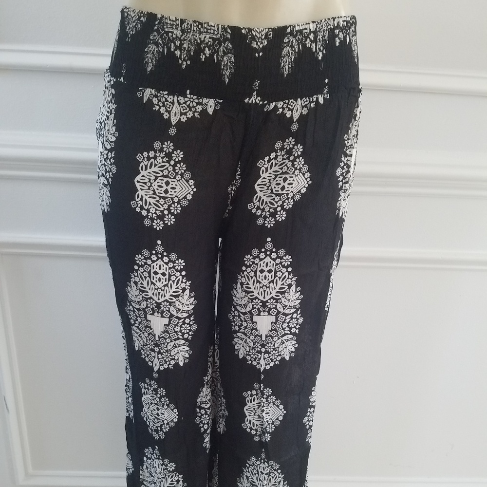 Pull-on wide leg pants - Picture 2 of 5